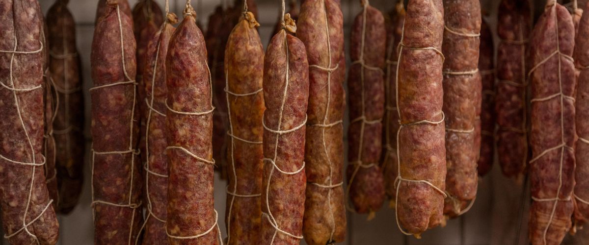 Tipi di salame, la lista dei migliori salami in Italia suddivisi per  regione